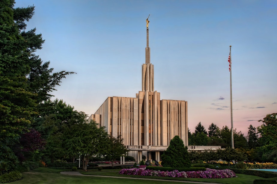 caption: Seattle's Mormon Temple, used for rituals and weddings. Mormons attend church in wards on Sundays.