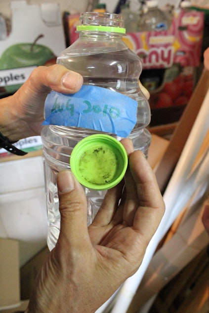 How to Get Rid of Mold in Water Bottle