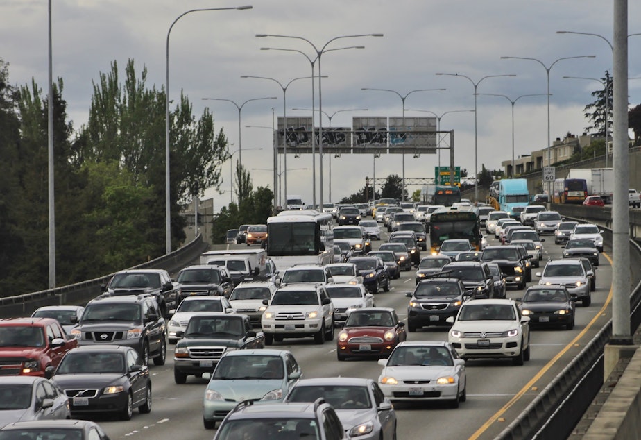 caption: Southbound traffic on I-5.