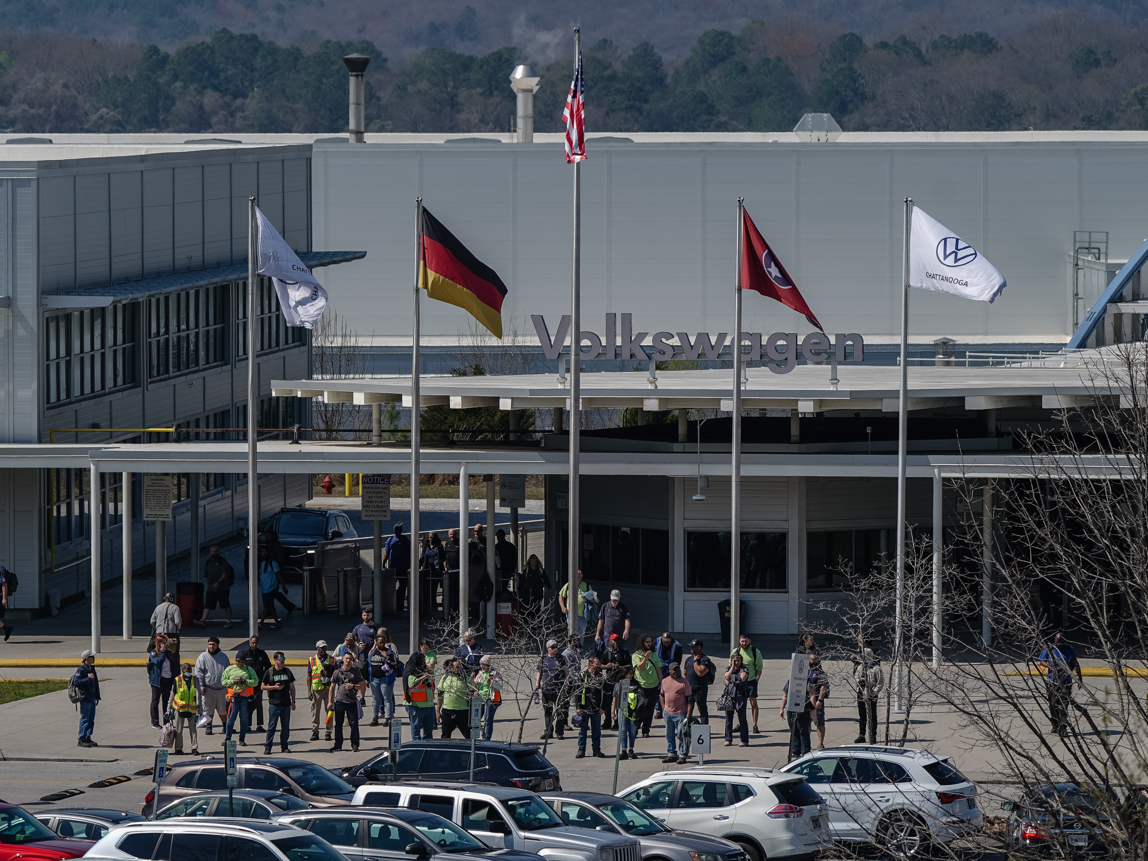 KUOW - Why this vote at a Tennessee Volkswagen plant is historic for the  South