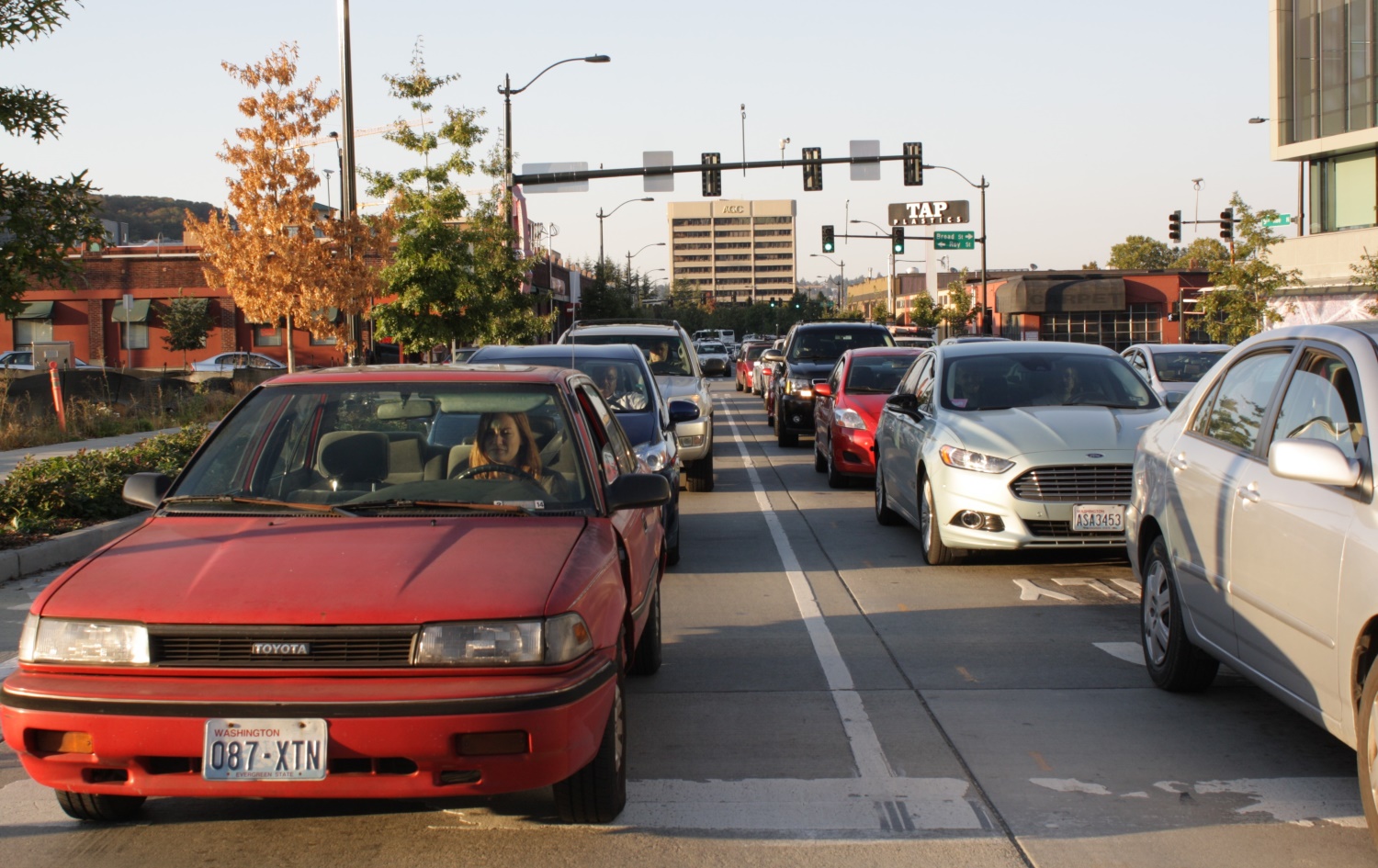caption: Drivers wait to cross Mercer Street
