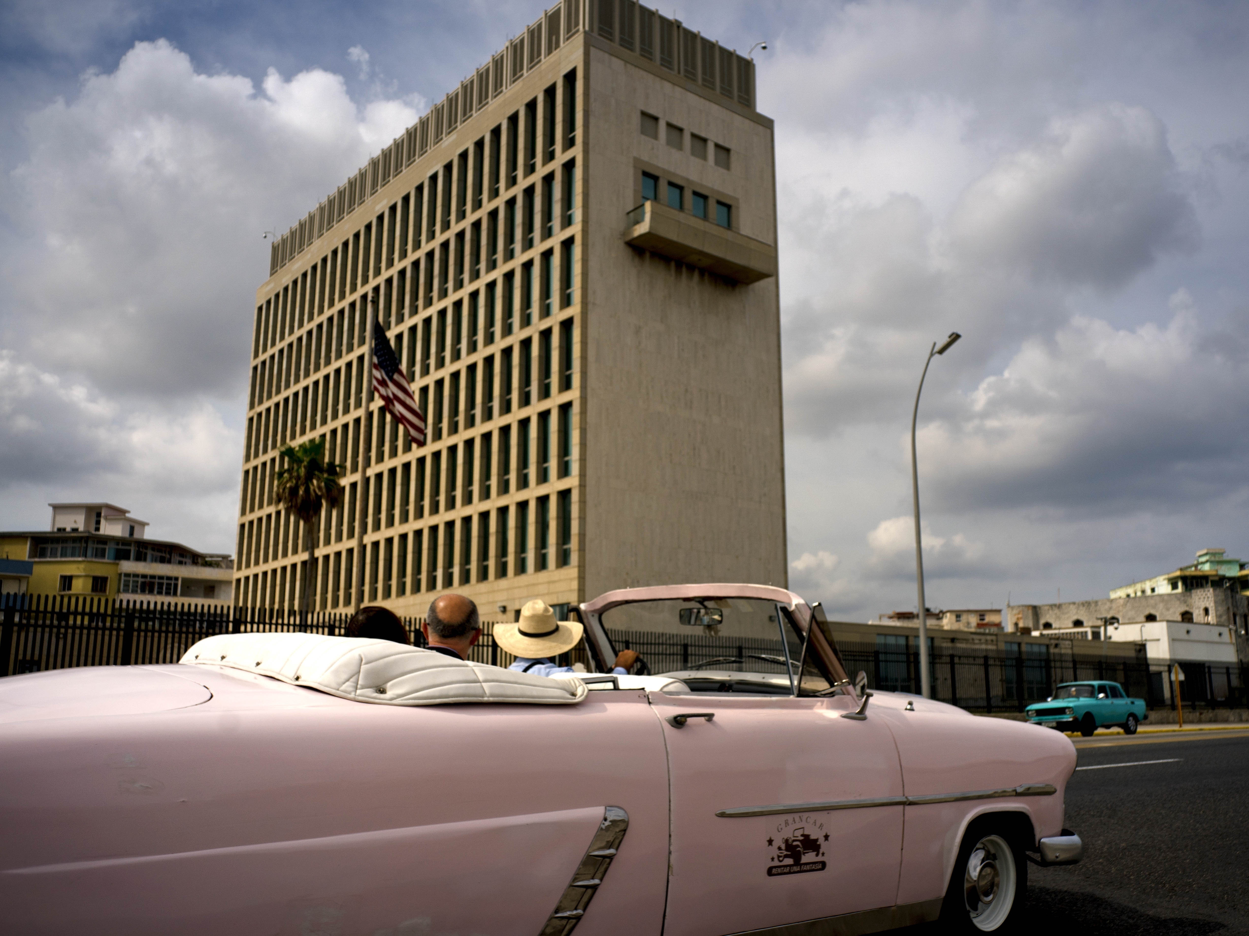 caption: Scientists are questioning the evidence about an alleged attack on diplomats at the U.S. Embassy in Havana.