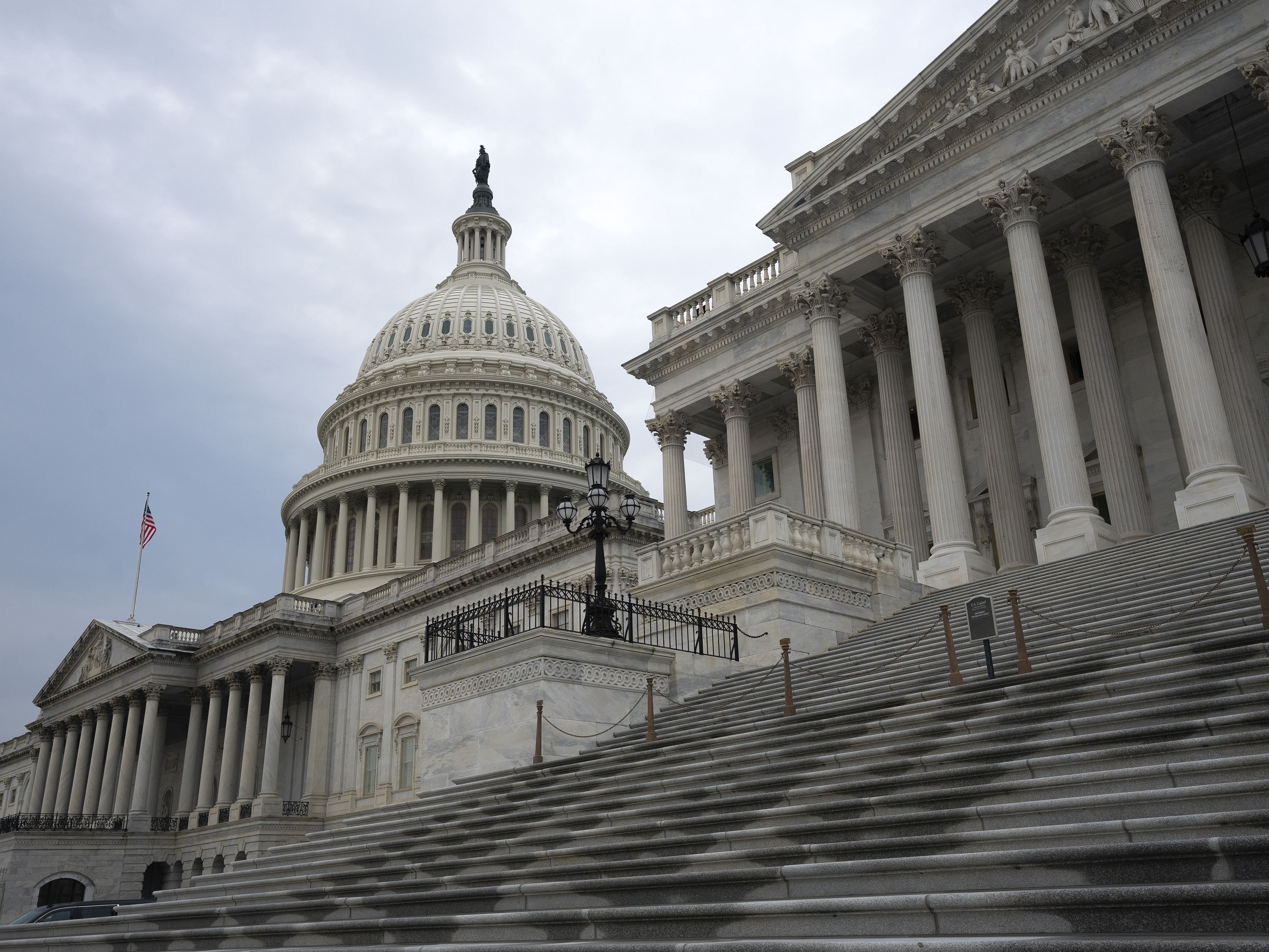 caption: The U.S. Chamber of Commerce did not incorporate its climate commitments into its annual report card on how members of Congress voted, according to an analysis from an environmental think tank.