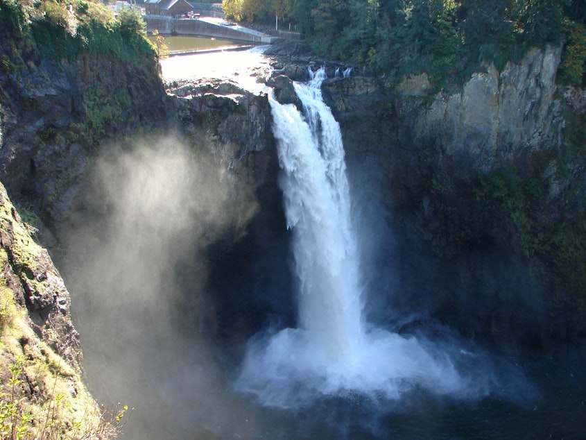 caption: Snoqualmie Falls is waterfall on the Snoqualmie River between Snoqualmie and Fall City, Washington, USA. As featured in the opening credits of Twin Peaks. 