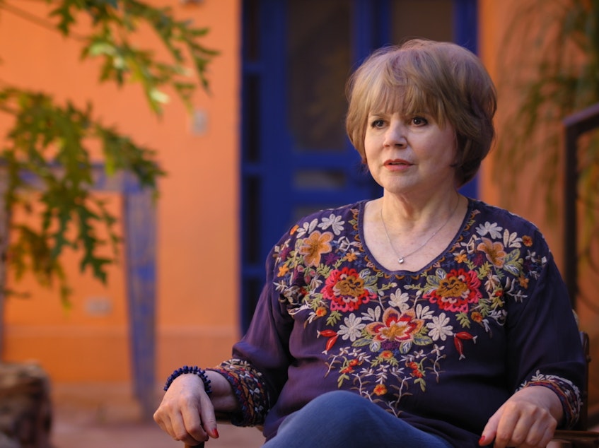 caption: Linda Ronstadt in the documentary <em>Linda and the Mockingbirds</em>. Ronstadt is set to be honored in the Legend category by the Hispanic Heritage Awards.