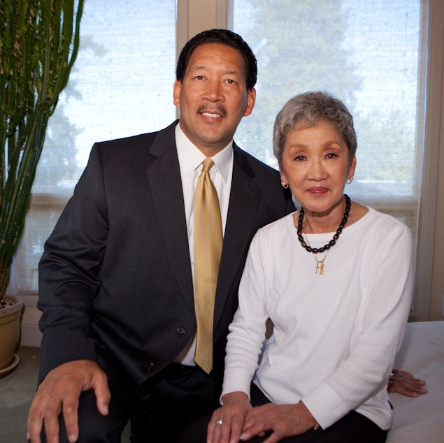 caption: Seattle Mayor Bruce Harrell and his mother Rose, a survivor of Minidoka Idaho Prison Camp