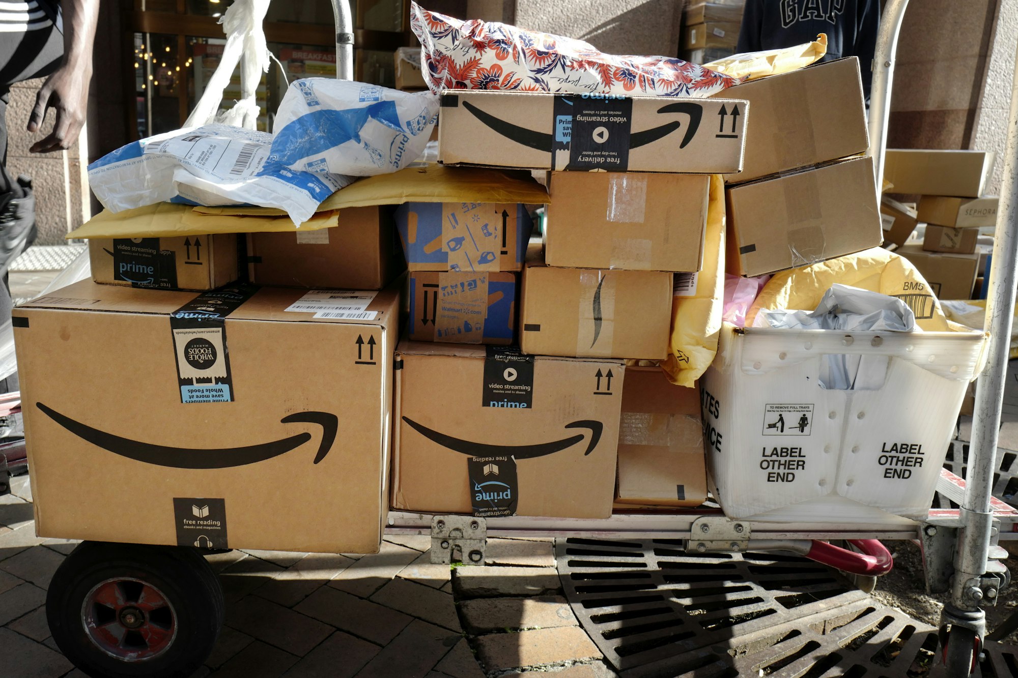 After online shopping binge, a plastic packaging hangover