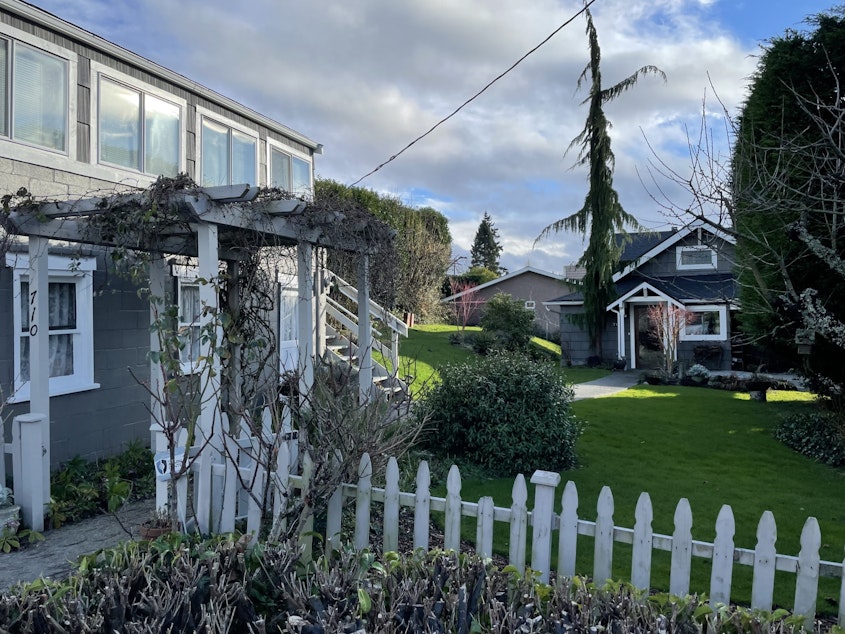 caption: A missing middle home in Edmonds