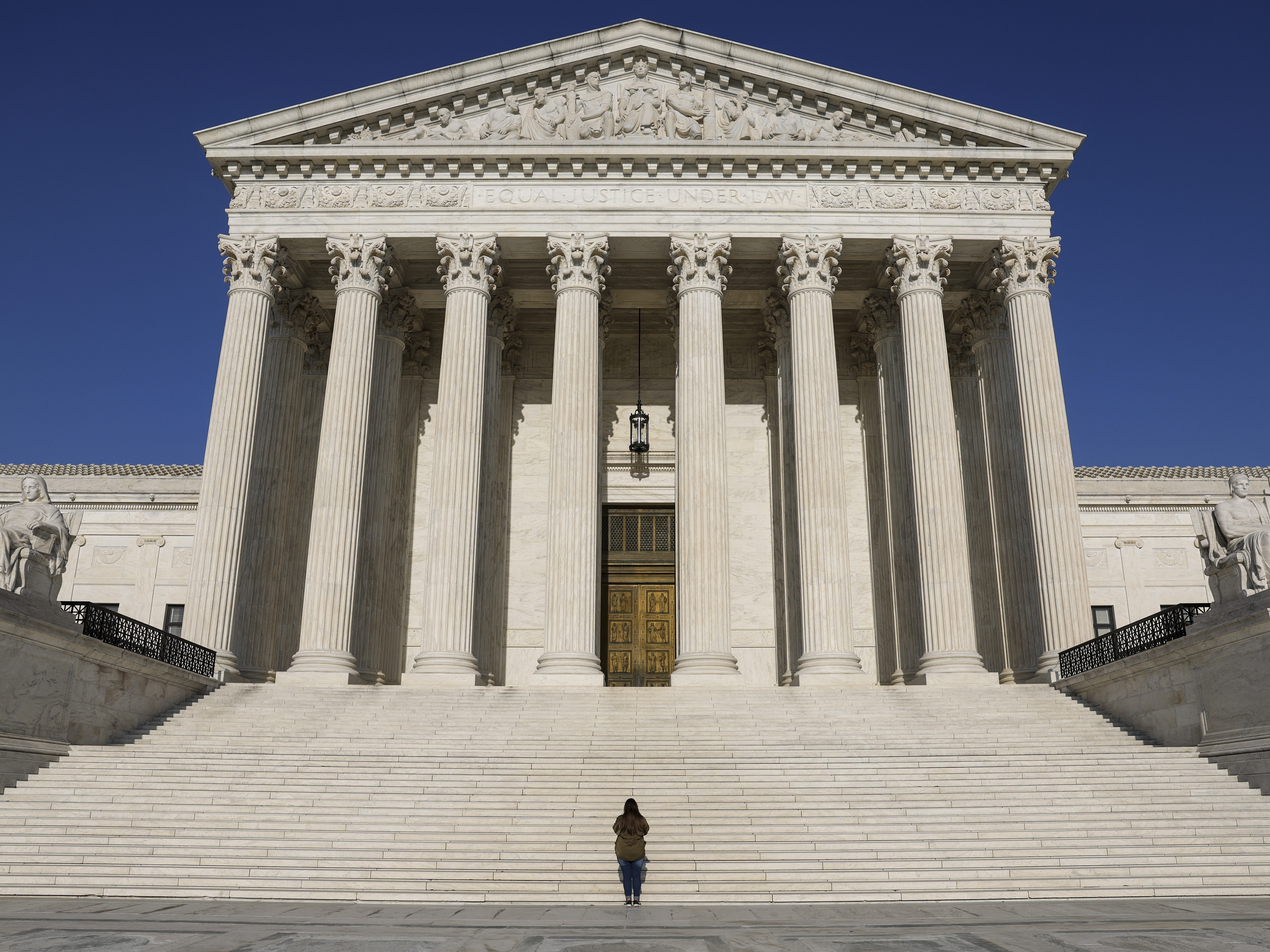 caption: Mexico is arguing at the Supreme Court that U.S. gun manufacturers are aiding and abetting an illegal invasion of guns from the United States into Mexico.