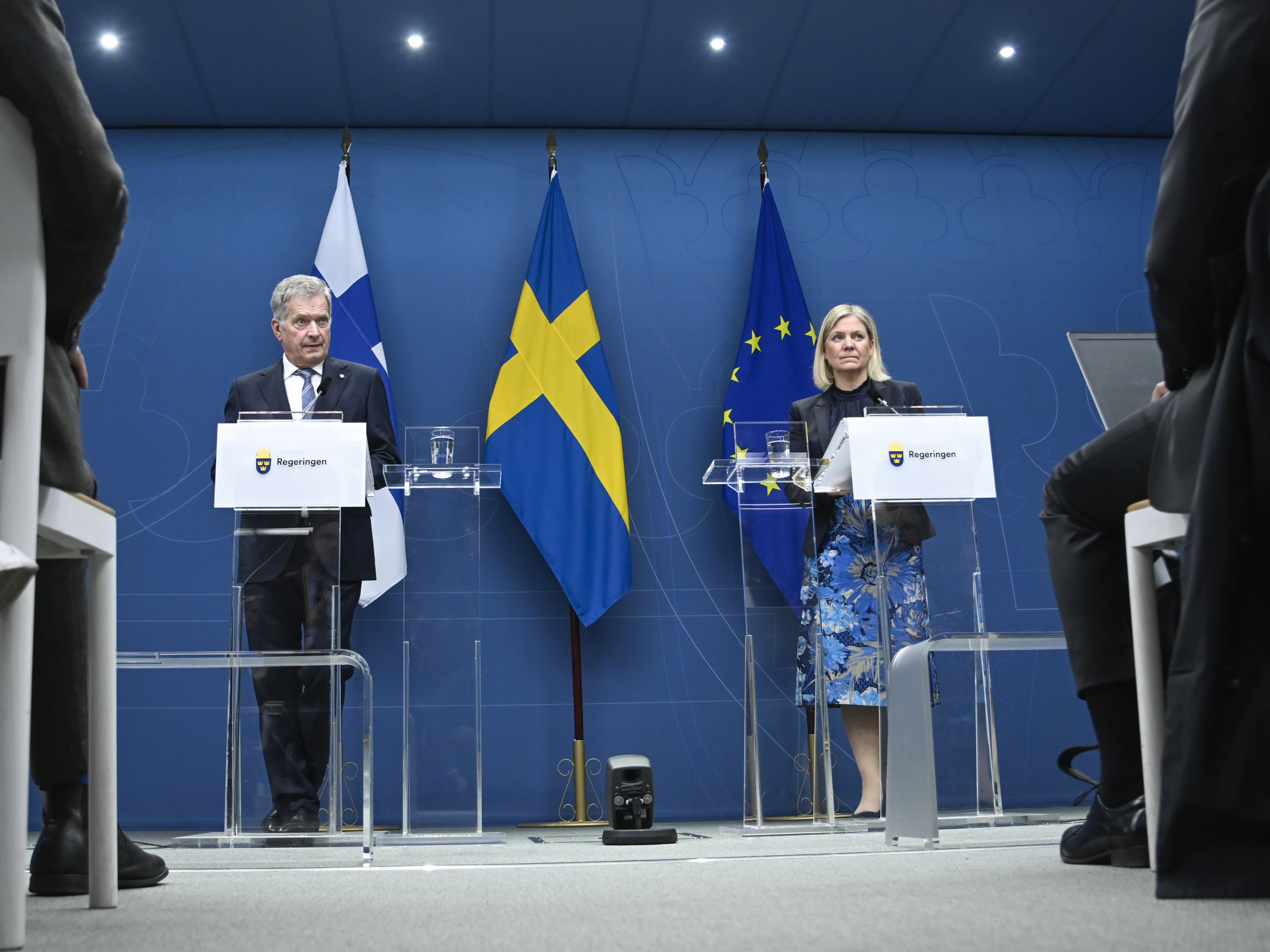 caption: President of Finland Sauli Niinisto, left, and Swedish Prime Minister Magdalena Andersson attend a joint news conference in Stockholm, Tuesday May 17, 2022.