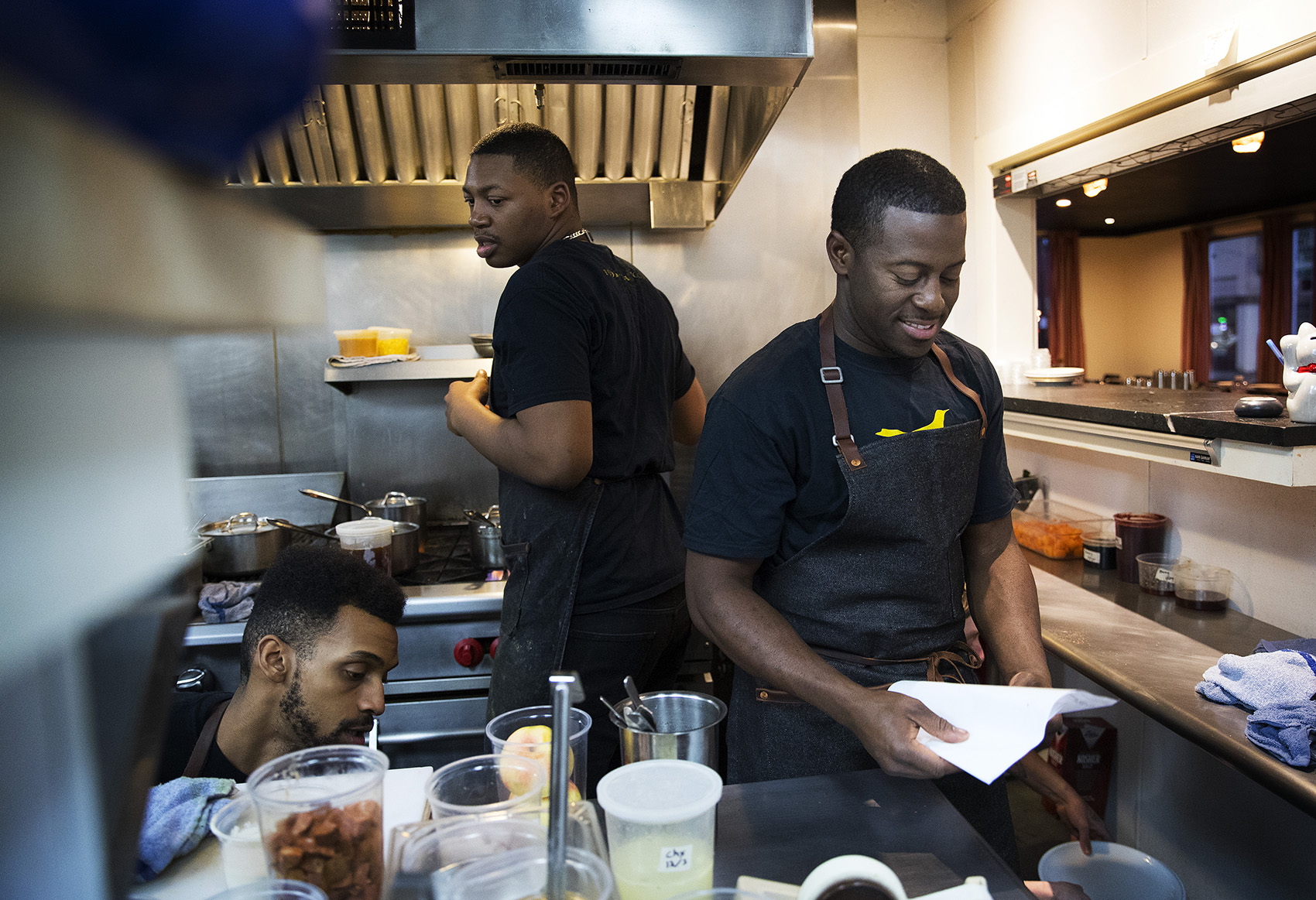 KUOW 'I didn't want to put fried chicken on menu.' Seattle's Edouardo Jordan wins top prize