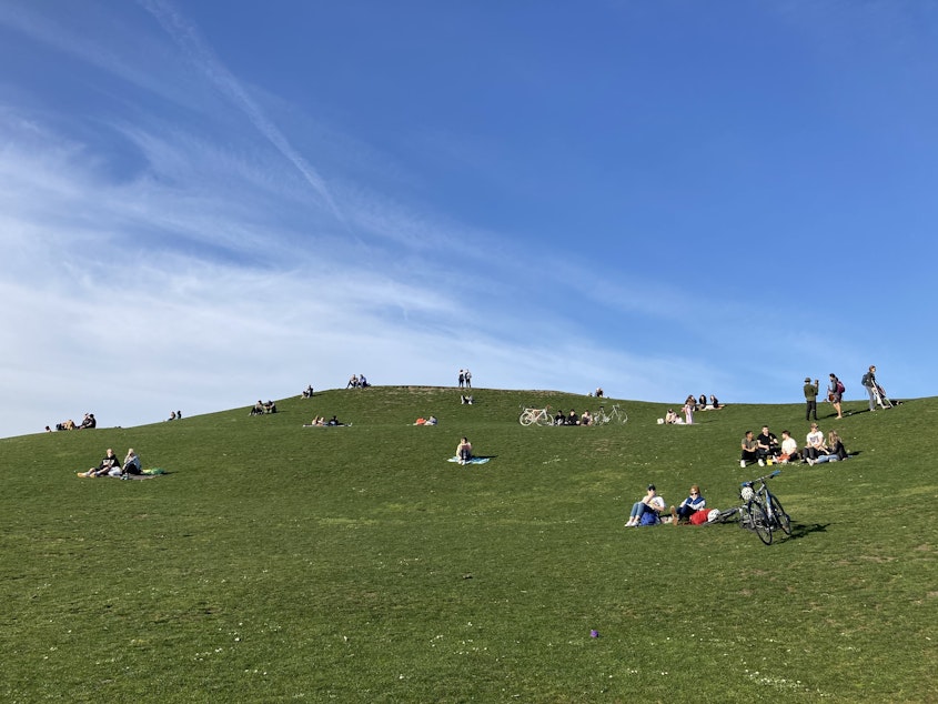 caption: Gas Works Park was packed with visitors on March 3, 2021, an especially sunny day.