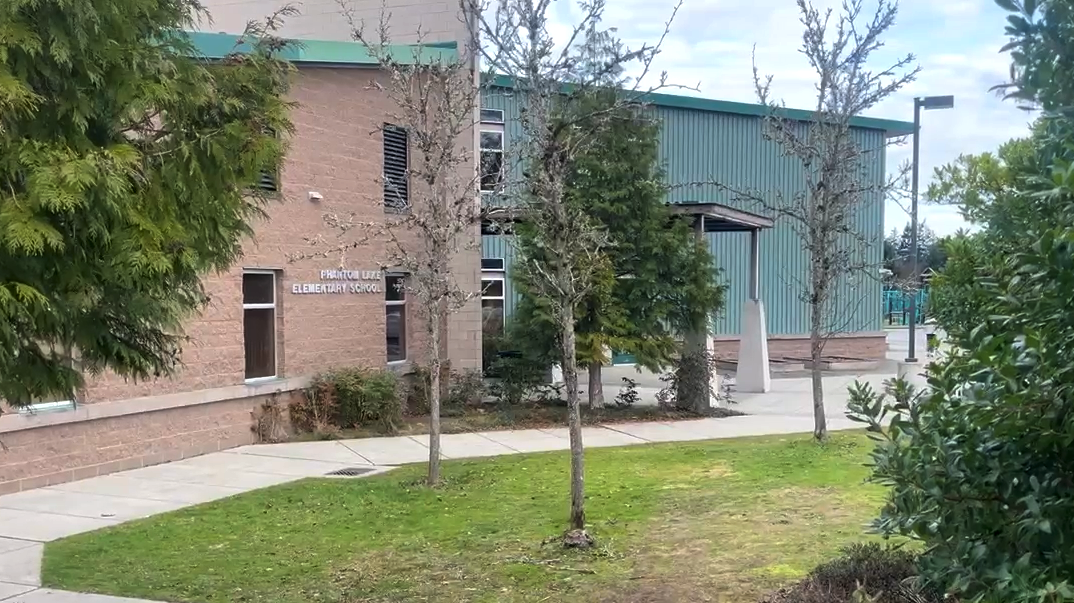 caption: Phantom Lake Elementary School in Bellevue