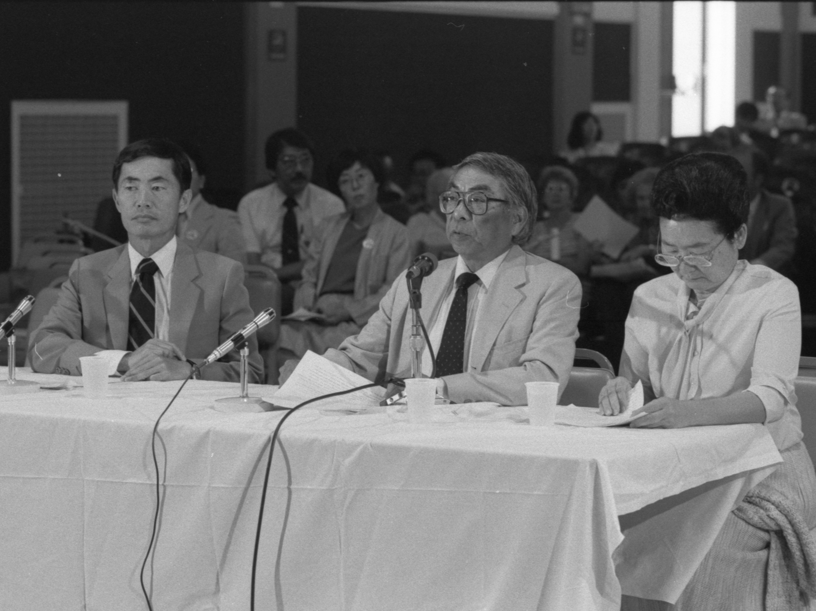 caption: George Takei testifies with other witnesses in front of the Commission on Wartime Relocation and Internment of Civilians (CWRIC) in California in 1981.