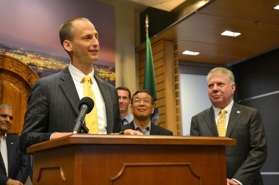 caption: Scott Kubly accepting Major Murray's appointment to direct the Seattle Department of Transportation.