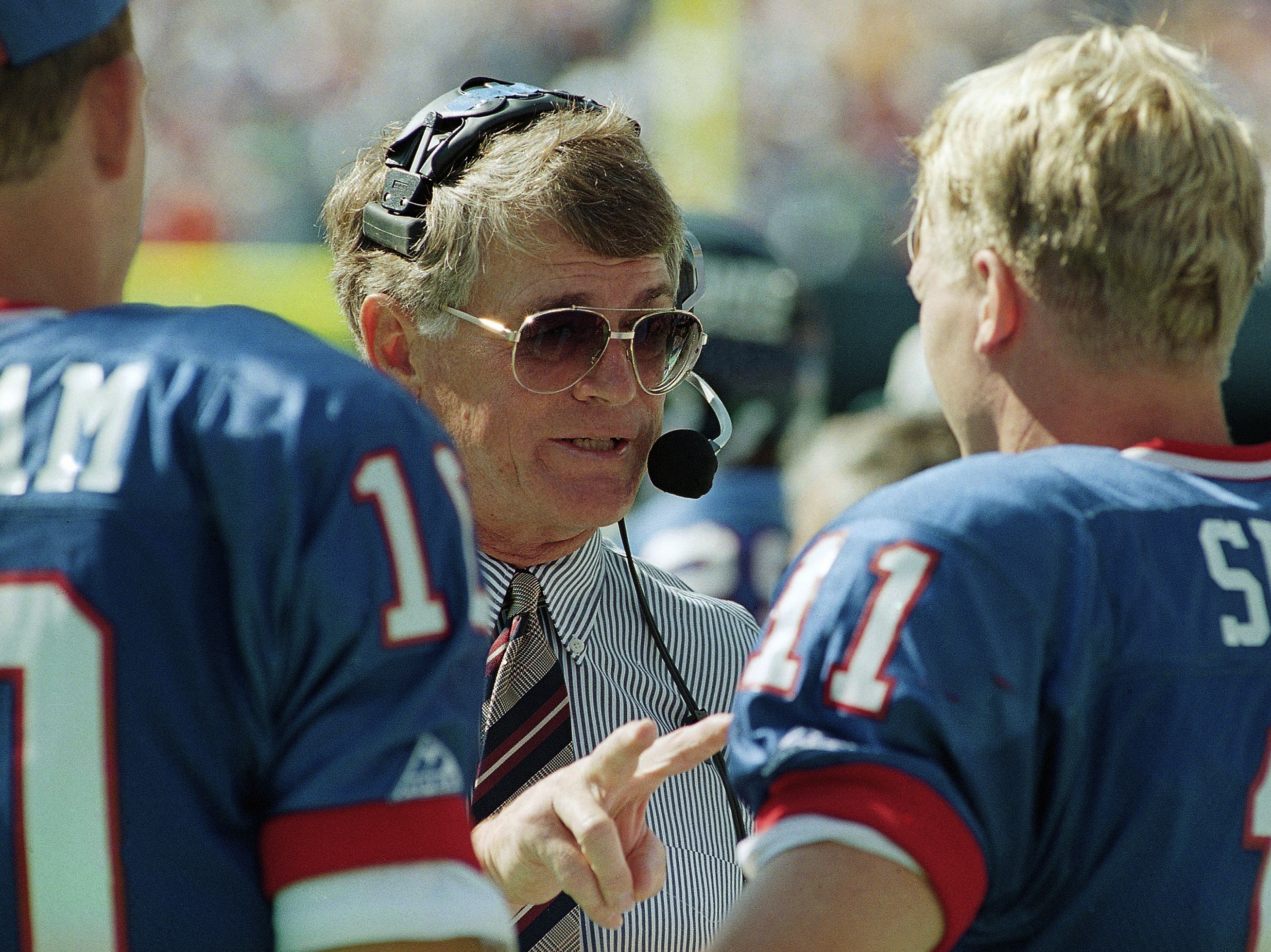 caption: Dan Reeves, former coach of the New York Giants, Denver Broncos and Atlanta Falcons died at 77 Saturday. With a career spanning 39 years, he was one of the most successful coaches in NFL history.