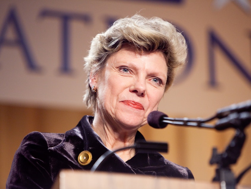 caption: Cokie Roberts appears at the National Press Foundation's 26th annual awards dinner on February 10, 2009 in Washington, DC.