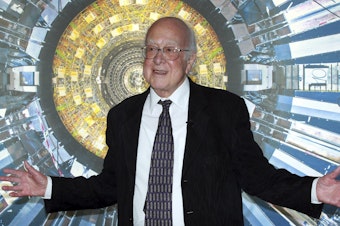 caption: The University of Edinburgh says Nobel prize-winning physicist Peter Higgs, who proposed the existence of the Higgs boson particle, has died at 94.