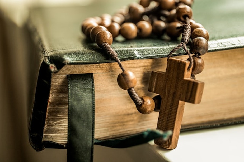 cross catholic bible religion rosary generic