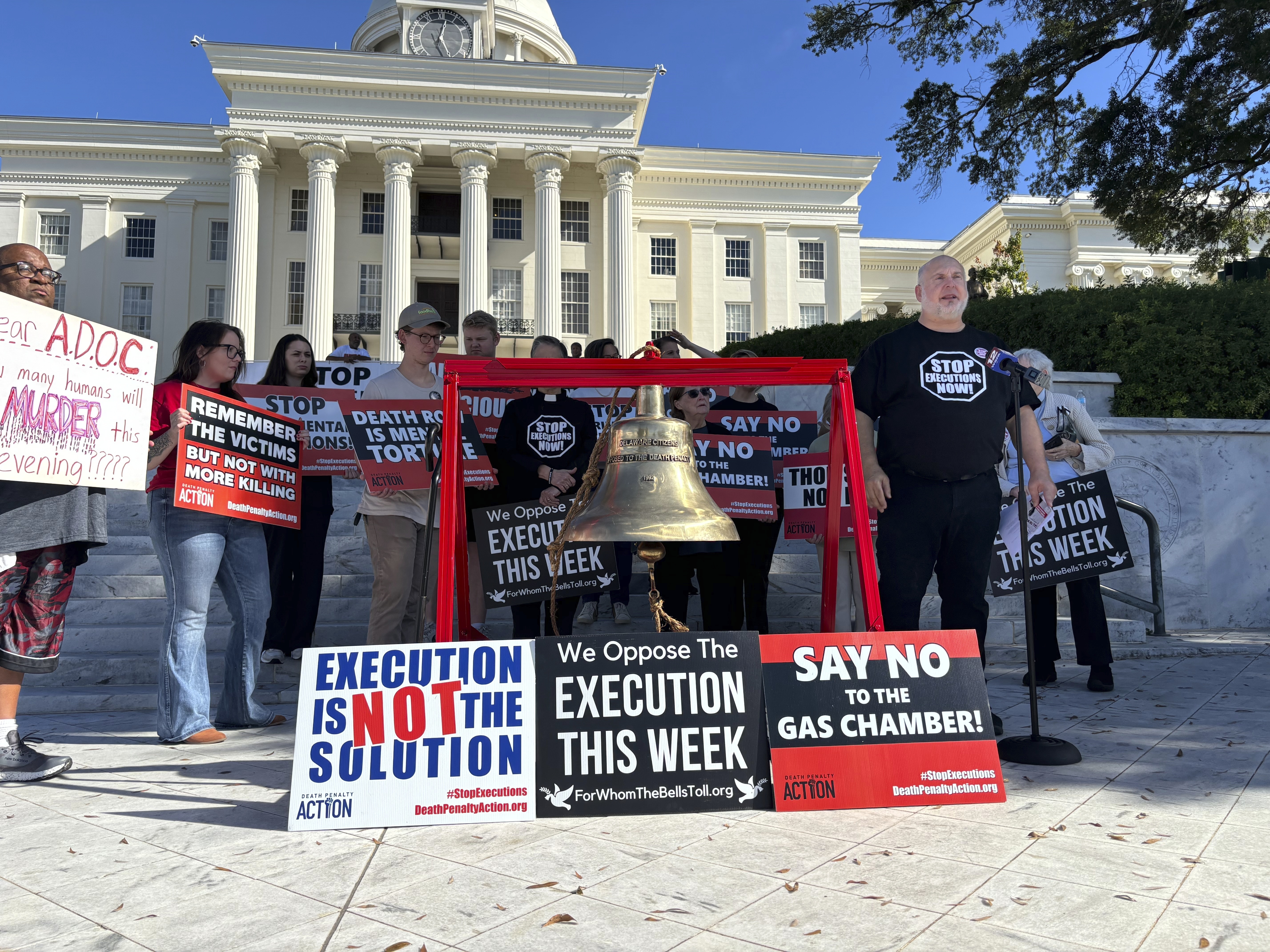 caption: Abe Bonowitz of Death Penalty Action leads a demonstration outside the Capitol in Montgomery, Ala., on Monday, Nov. 18, 2024, against a scheduled execution in Alabama using nitrogen gas.