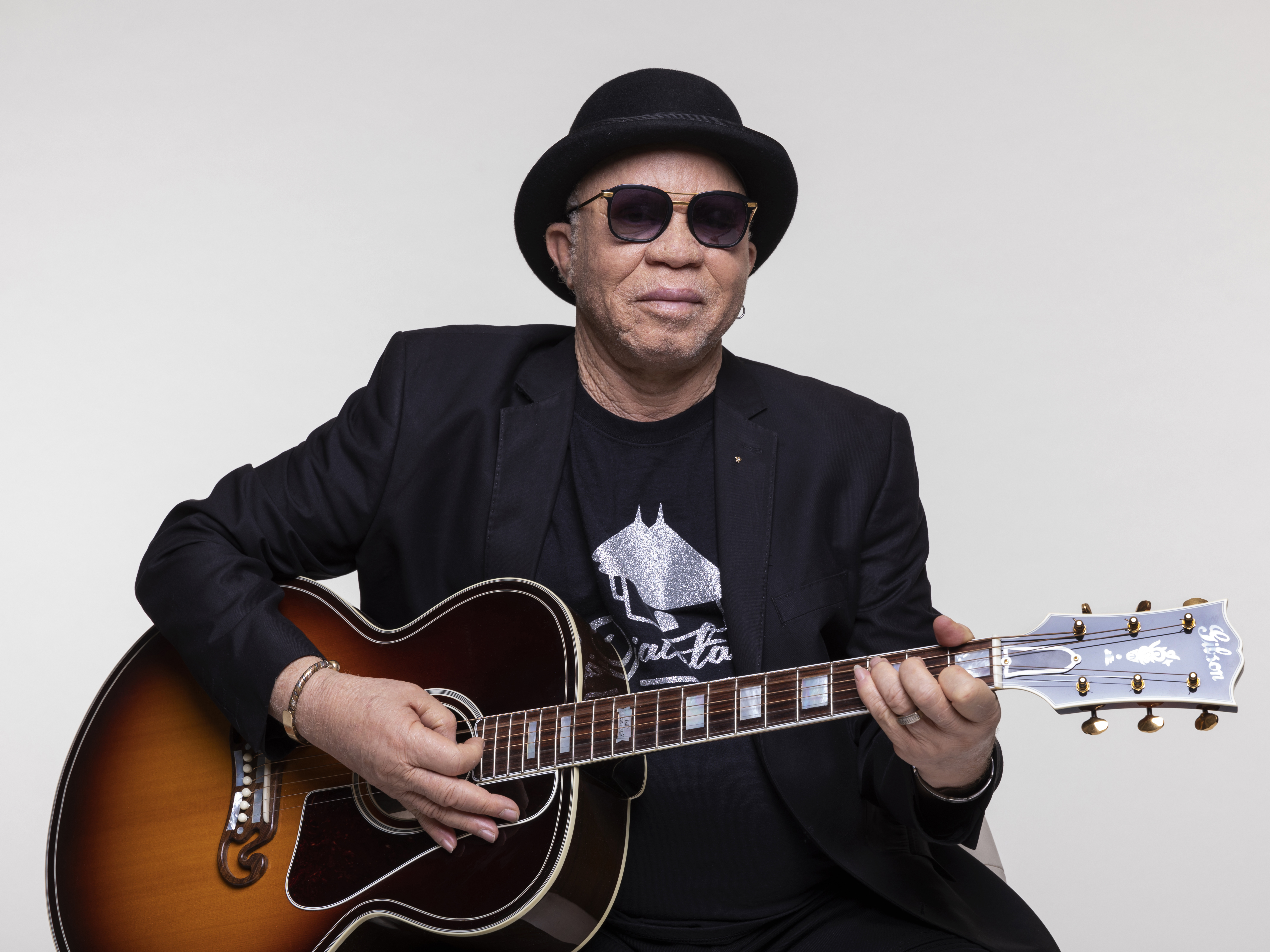 caption: Salif Keita