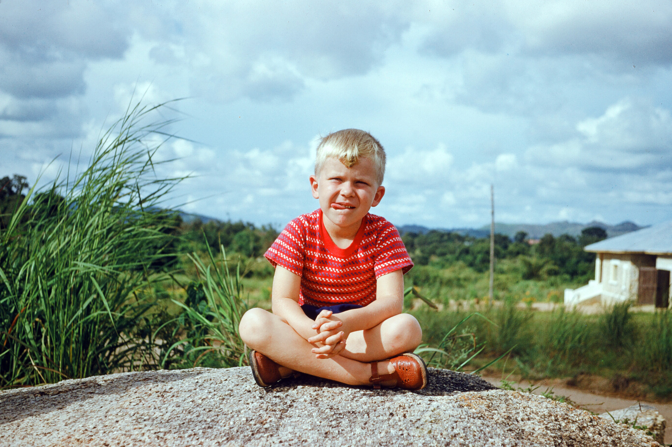 caption: Steve Konz as a child in Nigeria.