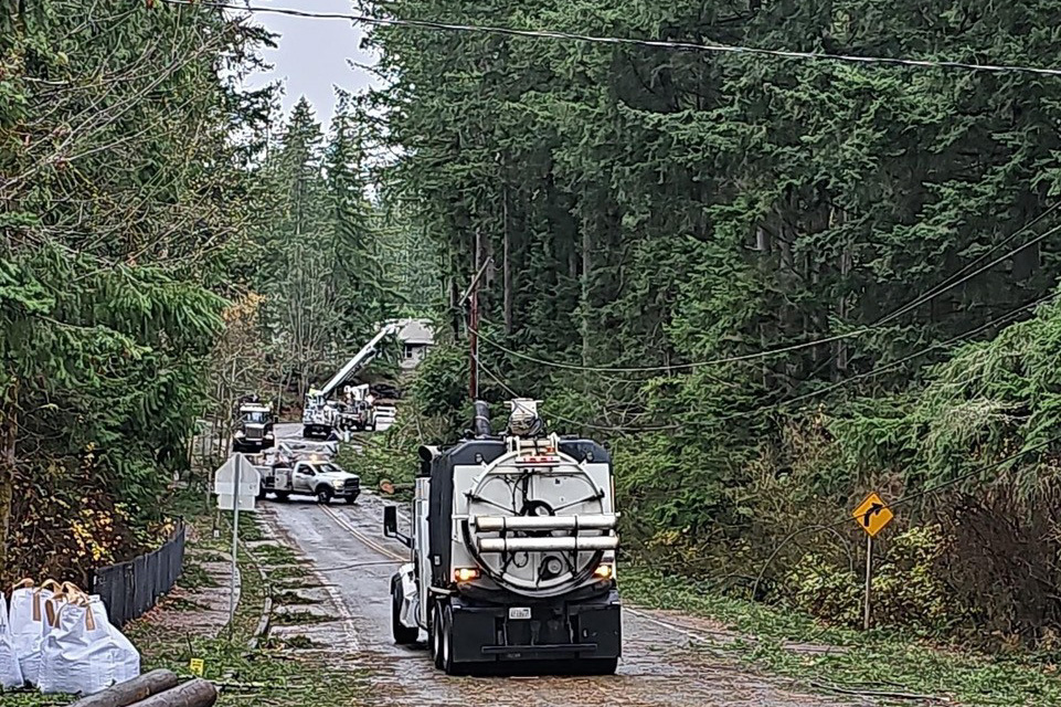 caption: Debris cleanup in Sammamish, Washington.