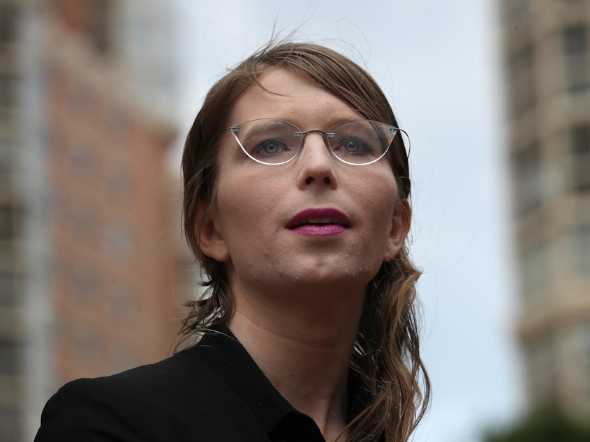 caption: Chelsea Manning, a former intelligence analyst, was ordered released from jail in Alexandria, Va., where she was held for not testifying in the WikiLeaks investigation.