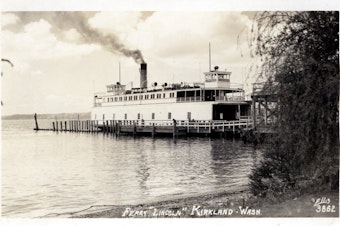 caption: The Lincoln was one of the ferries employed by Vashon Island residents when they established their own independent ferry service. 