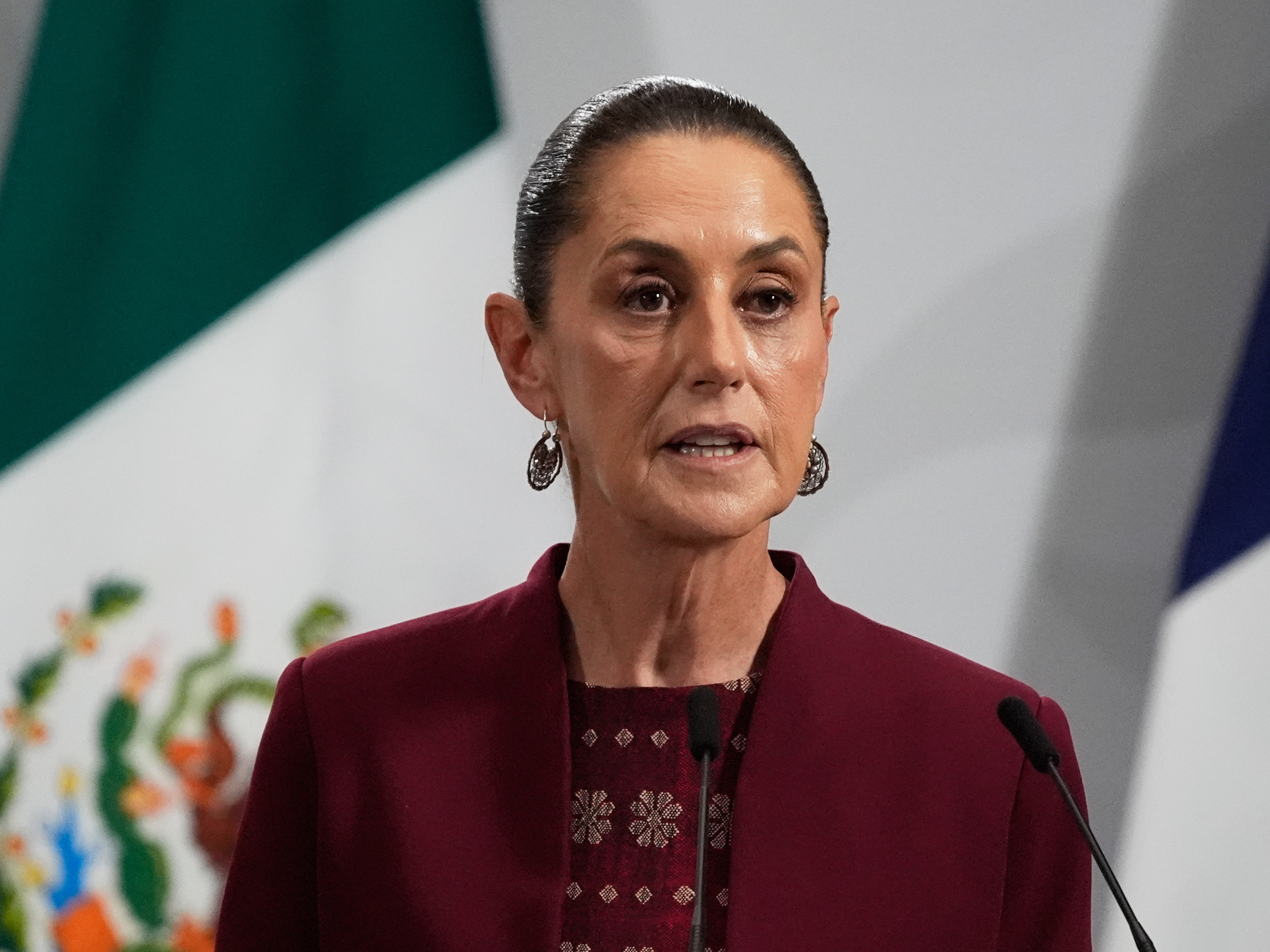 caption: FILE - Mexican President Claudia Sheinbaum speaks at the National Palace in Mexico City, Nov. 7, 2025.