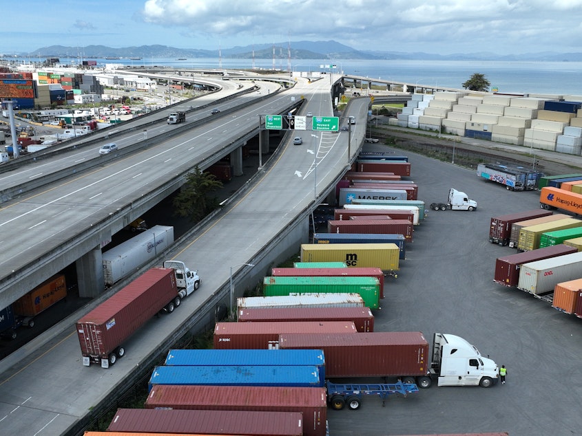 caption: The EPA has completed a nationwide rule designed to accelerate the transition to clean trucks.