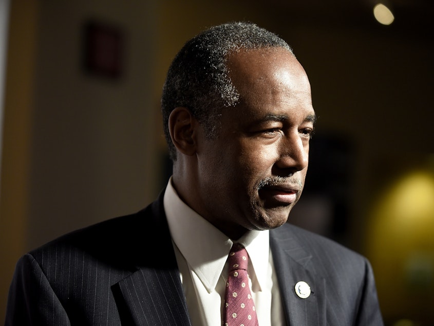caption: HUD Secretary Ben Carson is portraying the proposed change as a way to help low-income Americans who are in need of housing assistance.