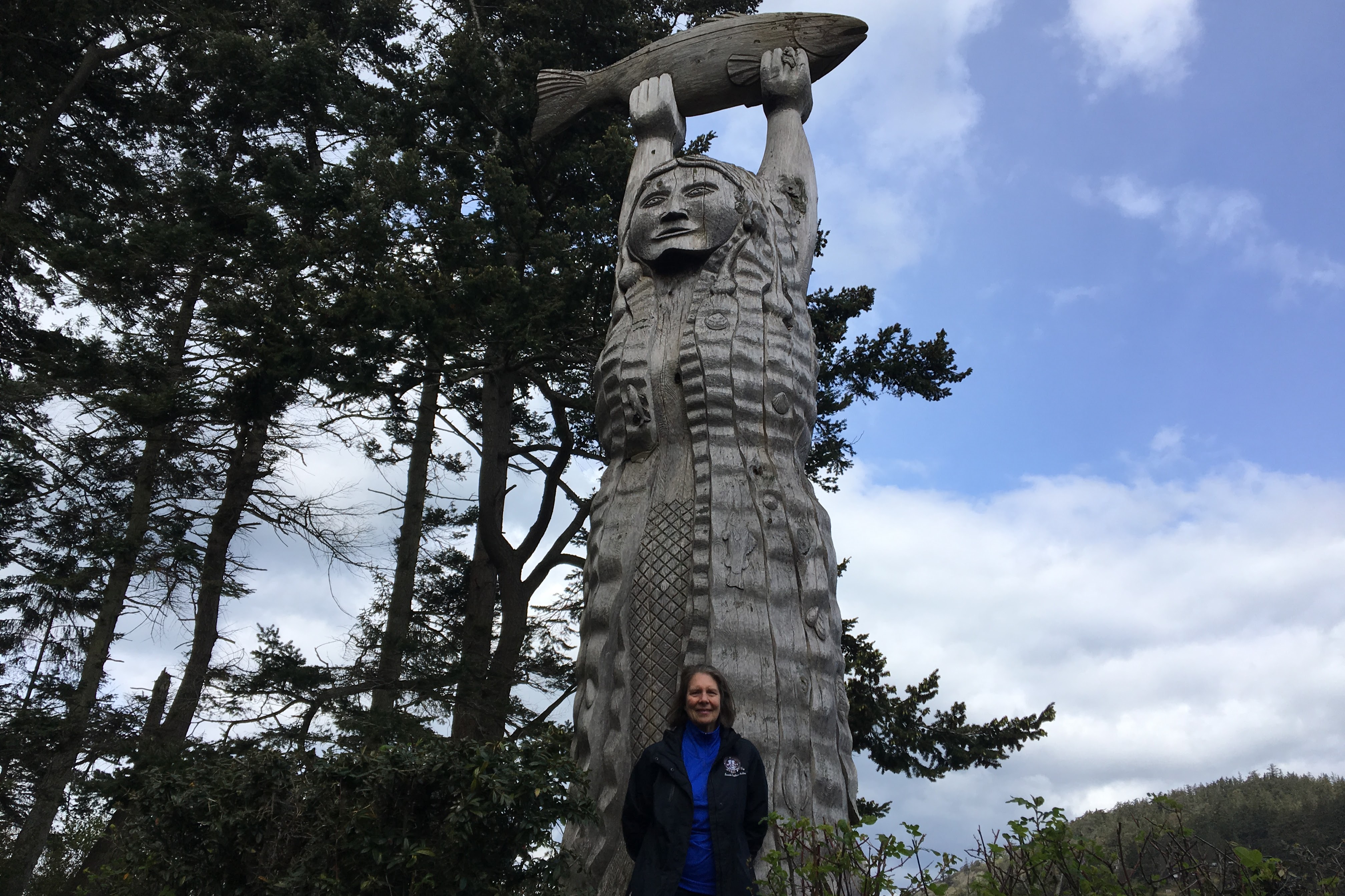 caption: Leslie Eastwood and Ko-Kwal-Alwoot, the Maiden of Deception Pass 