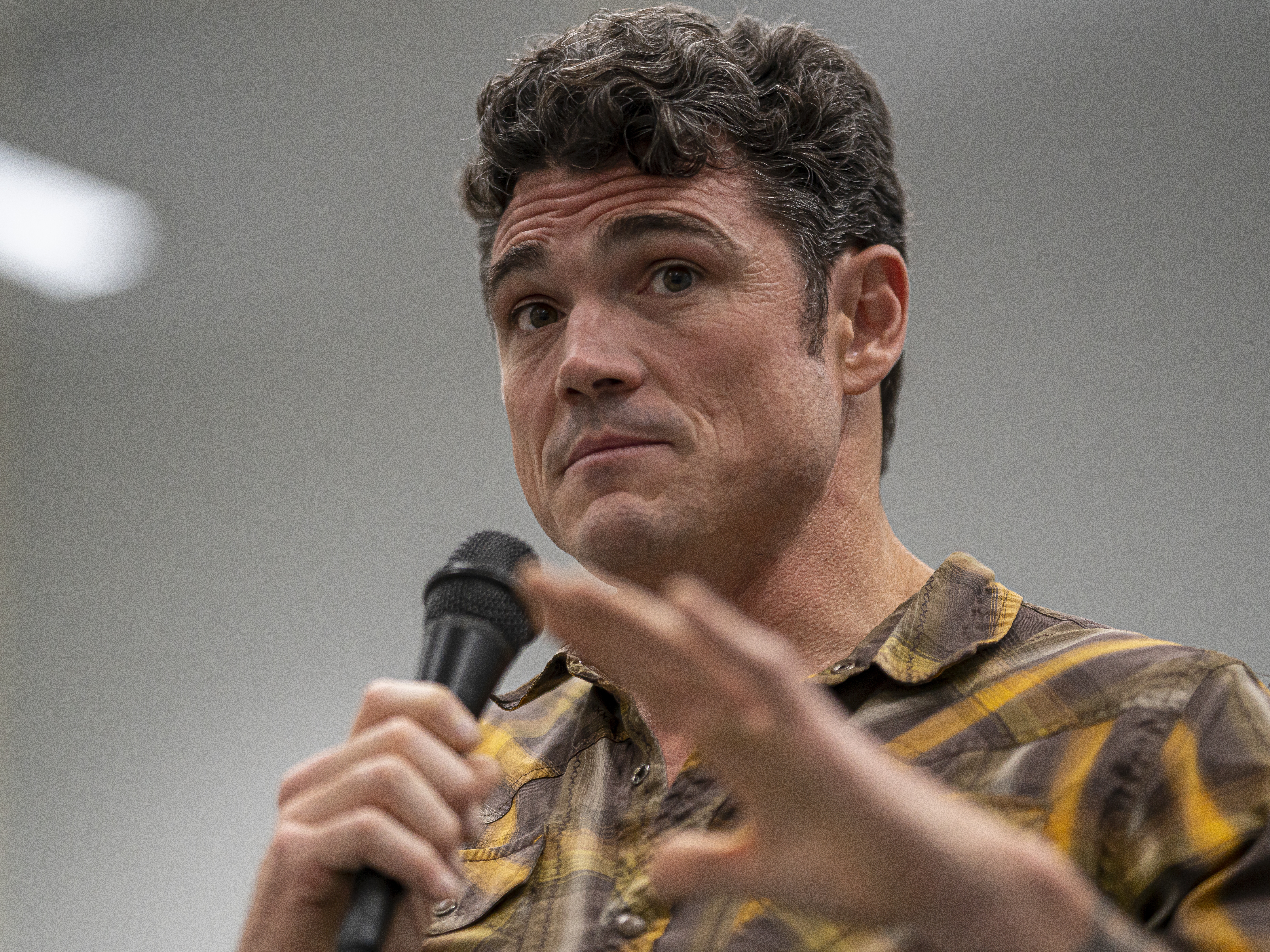 caption: Joe Kent, when he was campaigning as a Republican congressional candidate in 2022, resigned citing his opposition to the Iran war.