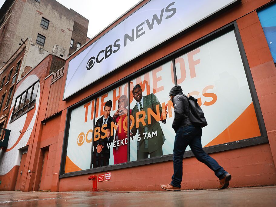 caption: New CBS News Editor-in-Chief Bari Weiss arrived with a mandate to reshape the network's news coverage. Initial moves involving such mainstay shows as <em>60 Minutes </em>and the <em>CBS Evening news </em>have sparked dissent inside the newsroom and drawn criticism from journalists outside it.