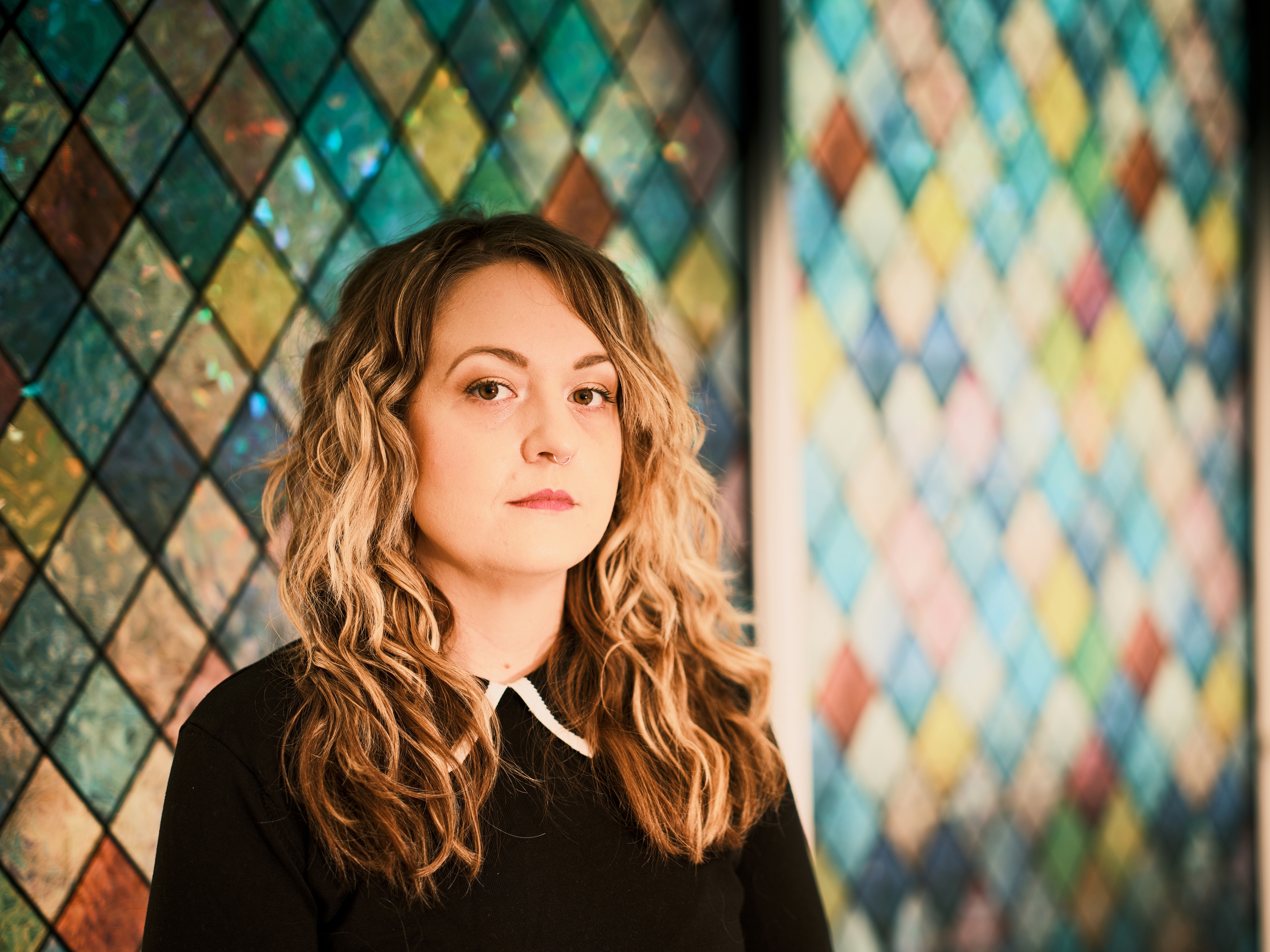 caption: Chelsey Gomez was diagnosed with Hodgkin lymphoma at the age of 28.  Cancer ghosting "is the most painful thing" she says, "because you're sitting there thinking, 'Oh, I must've been a horrible person.'"<br>