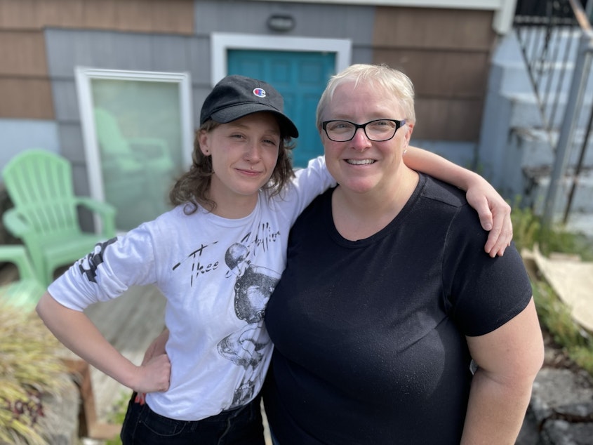 caption: Victoria Baker from Portland and sister Sheresa Dekker from Kentucky at their Seattle Airbnb
