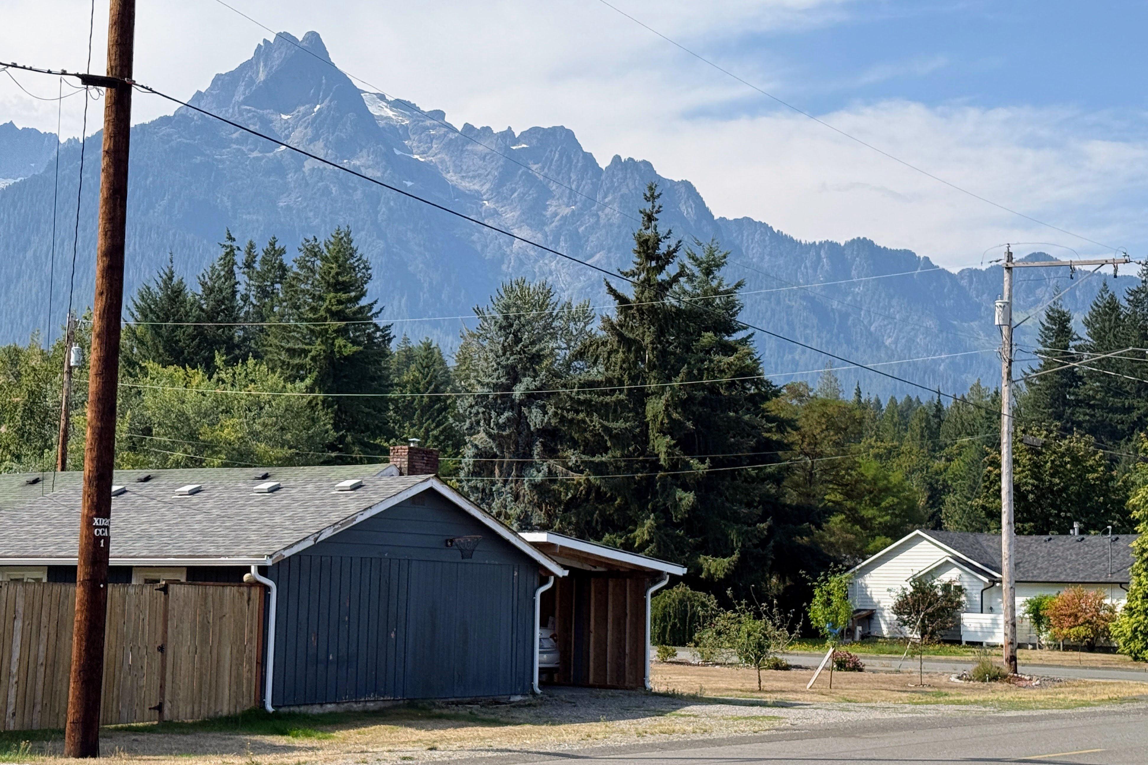 caption: Whitehorse Mountain and the So-Bahli-Alhi Glacier rise above Darrington, Washington, on Aug. 29, 2025.