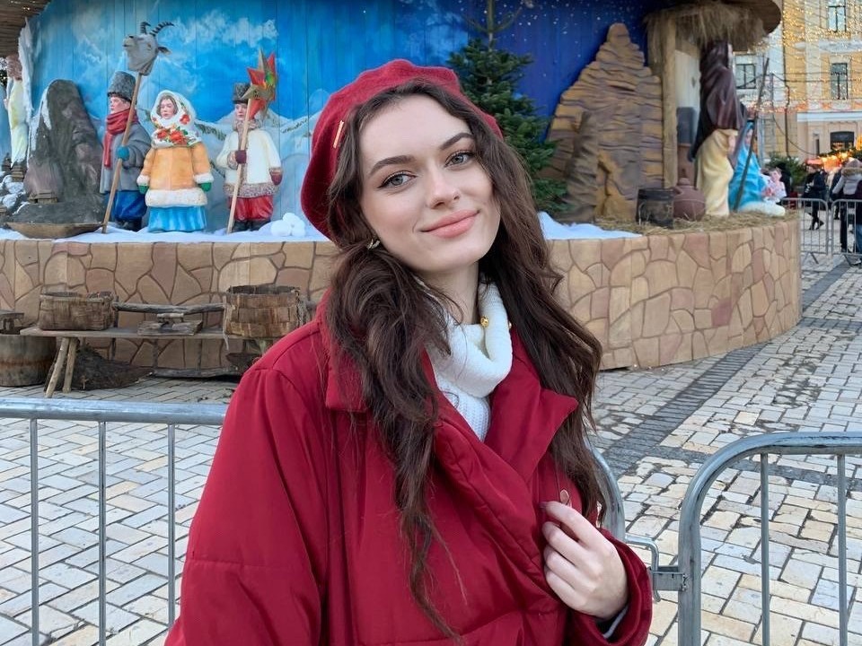 caption: Rehina Solodovnik, a 20-year-old student in Ukraine, was also tutoring Russian students online before the war. One sent her a text after the fighting began: ''I am so sorry for our government. I know they won't apologize to you for whatever damage they're doing to your country, but I will instead."