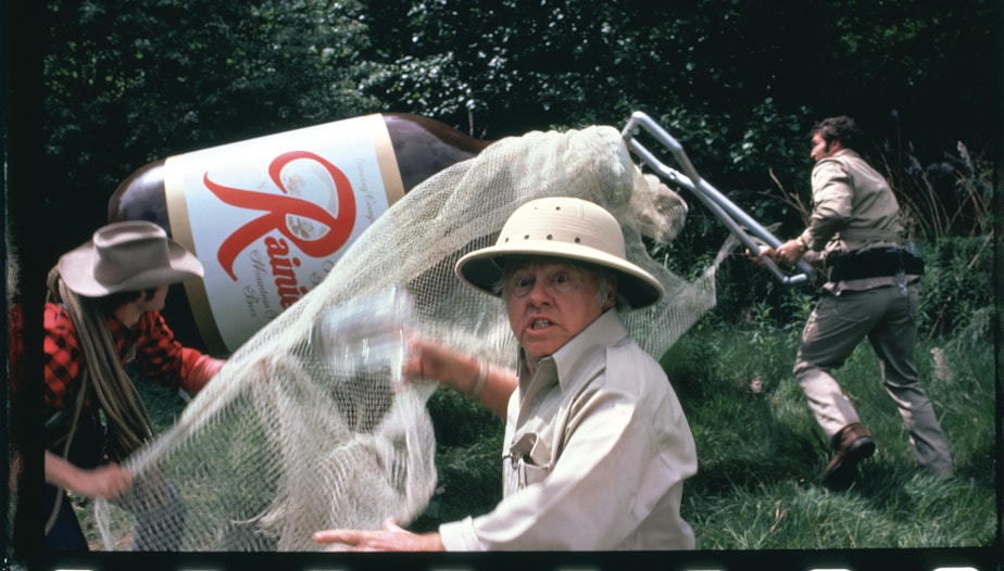 caption: This behind-the-scenes photo from a Rainier advertising shoot captures prolific actor Mickey Rooney during his time as a spokesperson for the beer. 