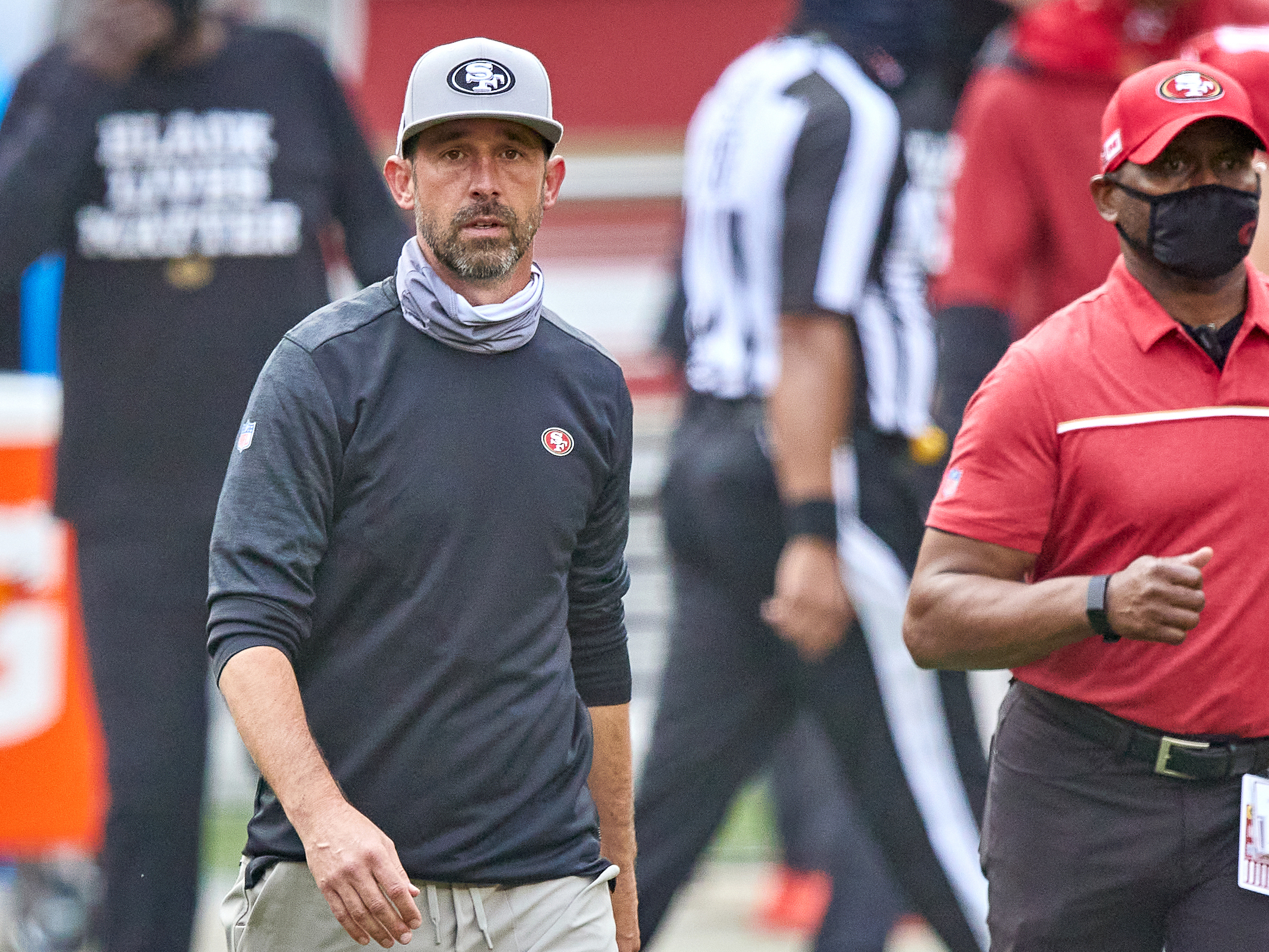 NFL fines 49ers' head coach Kyle Shanahan for not wearing mask