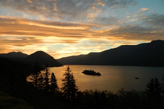 caption: Sunrise over Columbia Gorge in Skamania County