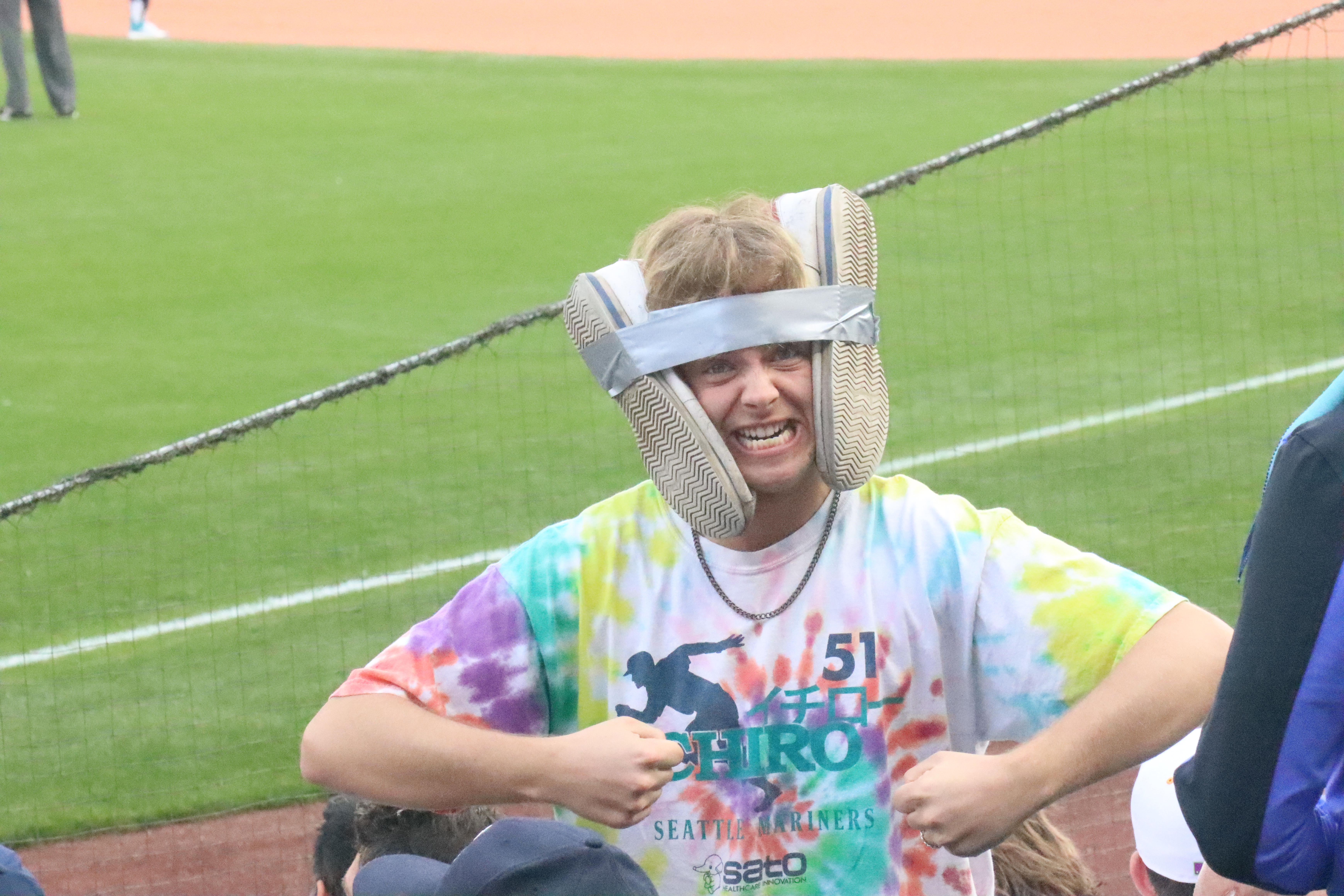 Why Seattle Mariners fans are putting rally shoes on their head