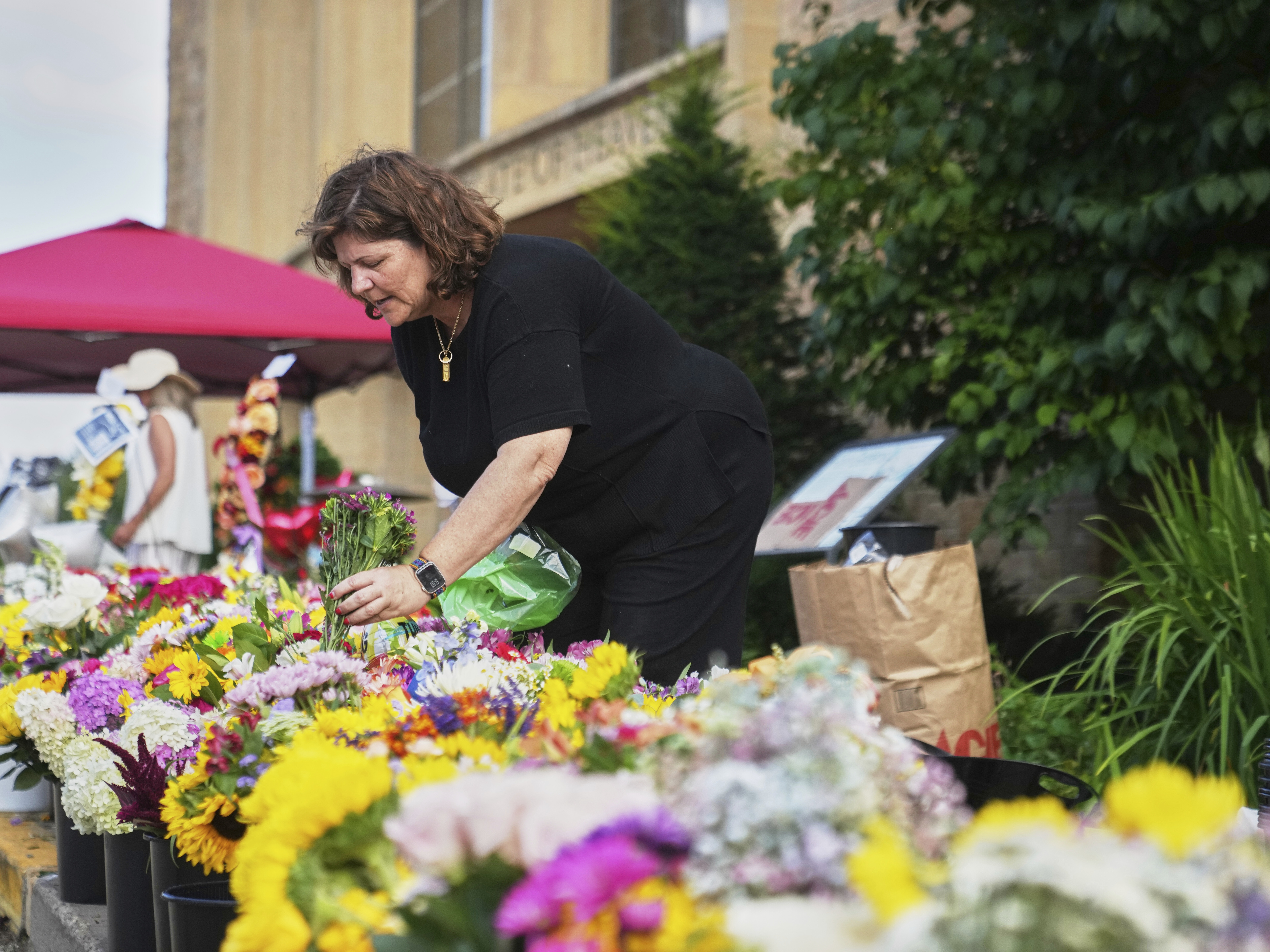 KUOW - Witnesses describe terror and courage during the Minneapolis school  shooting