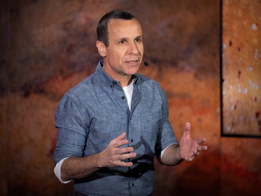 Guy Winch speaks at TEDSalon: Crossover, in partnership with Brightline at TED World Theater, November 14, 2019, New York, NY. Photo: Jasmina Tomic / TED