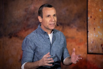 Guy Winch speaks at TEDSalon: Crossover, in partnership with Brightline at TED World Theater, November 14, 2019, New York, NY. Photo: Jasmina Tomic / TED