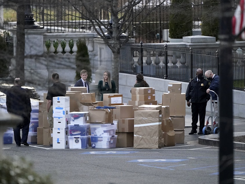 caption: A House panel is investigating the removal of 15 boxes of official documents from the White House by former President Trump.