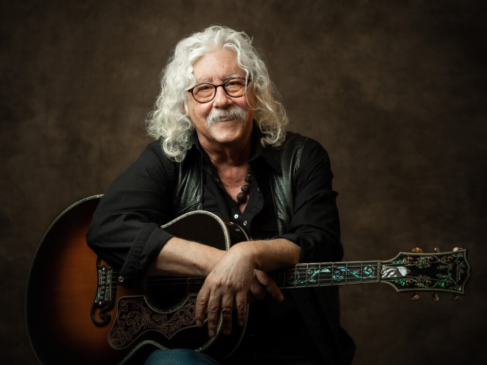 caption: Arlo Guthrie (Eric Brown/photographer)