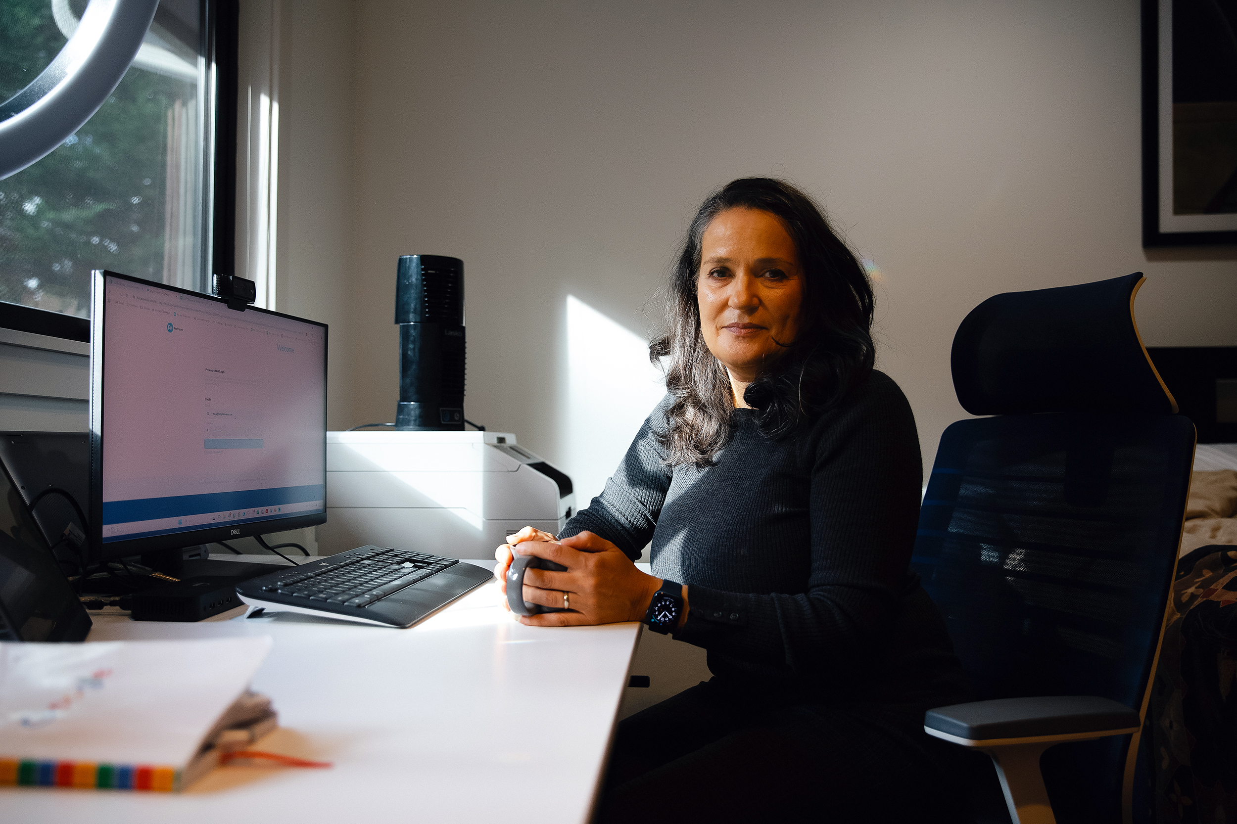 caption: Maya Tussing, co-founder of Fairlight Advisors, is portrayed at her home office on Wednesday, Oct. 8, 2025, in Woodinville. 