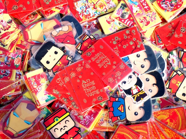 tet lucky red envelope